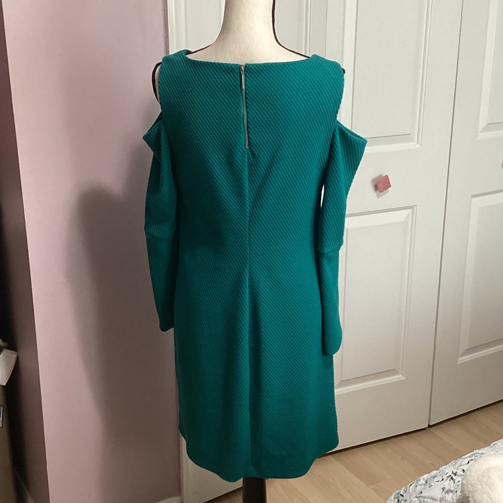 Isaac Mizrahi Teal Cold Shoulder Dress - Picture 3 of 3